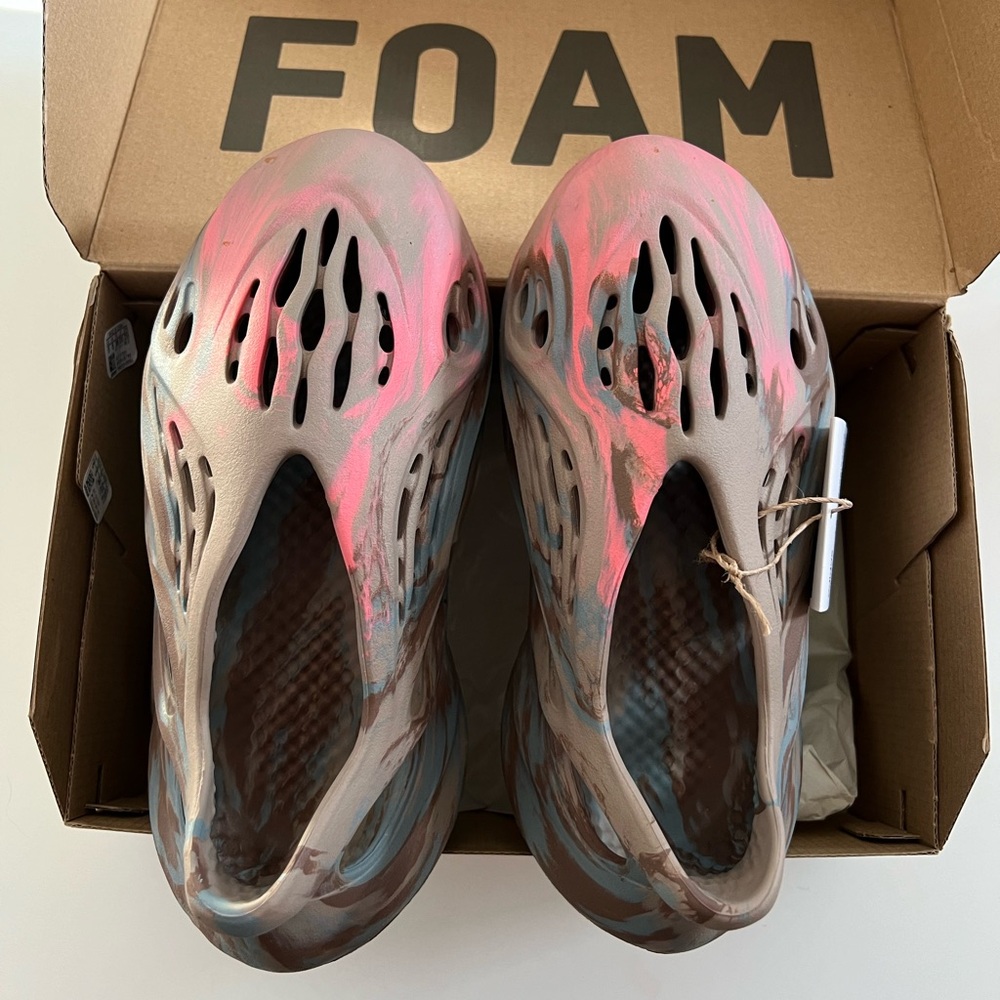 Text Foam Runner MX Sand Grey